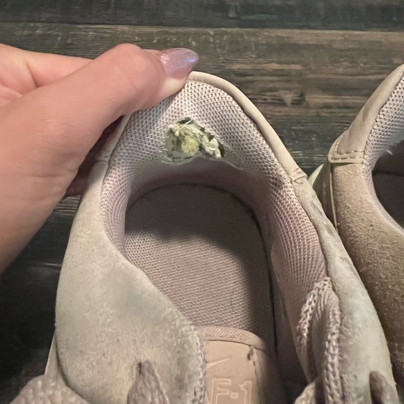 Women’s pink/blush Nike Air Force 1 shoes. Size US 6. - Picture 3 of 4